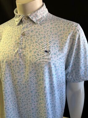 Nice mens large Vineyard Vines Performance polo Hawaiian theme